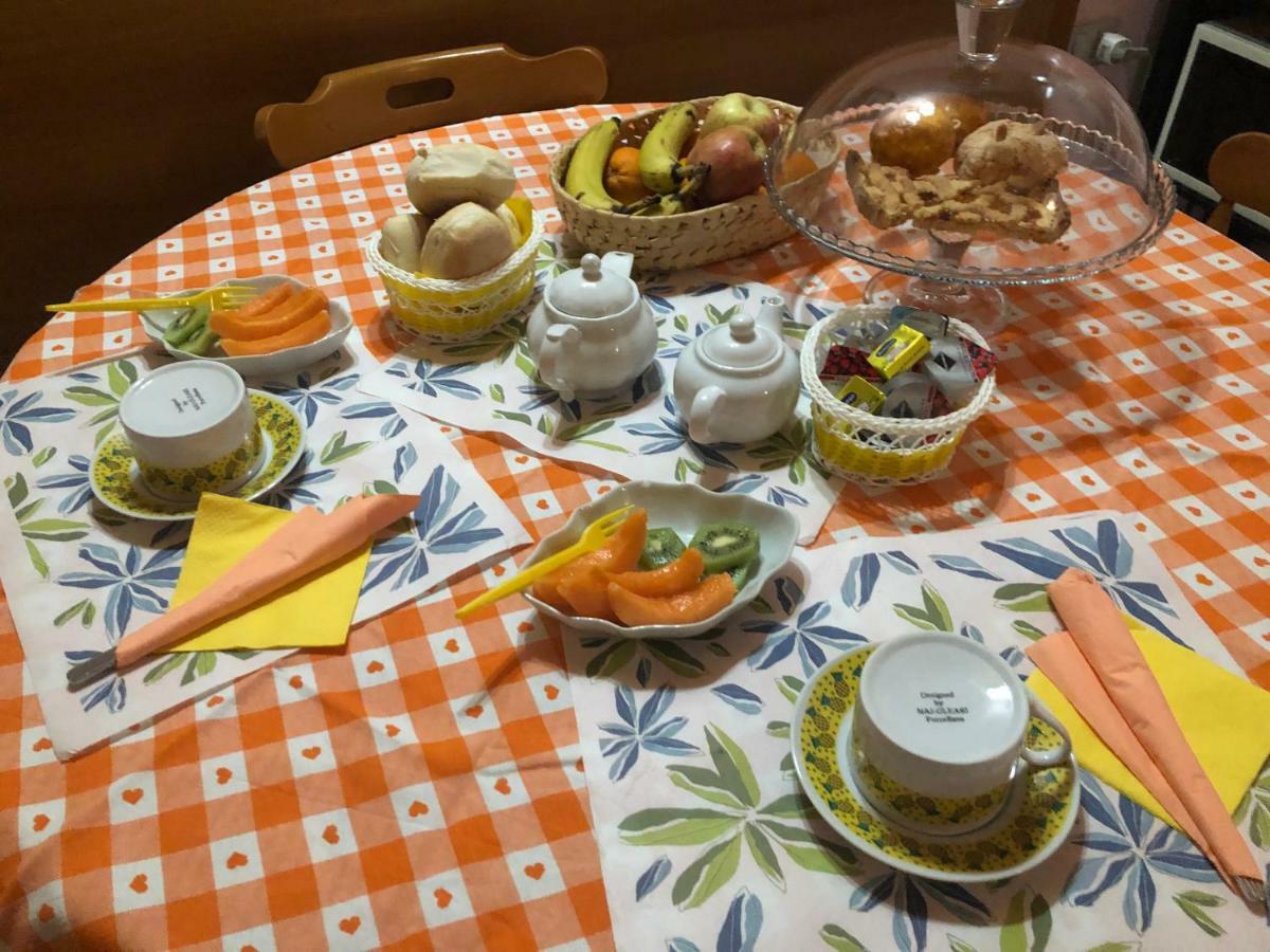La Marina Bed & Breakfast Каляри Екстериор снимка