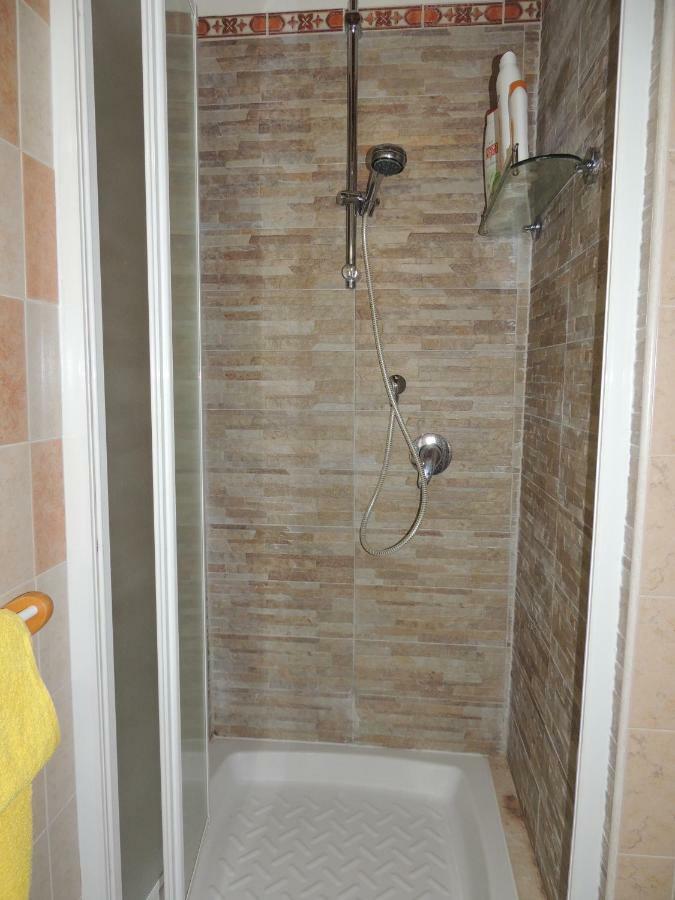 La Marina Bed & Breakfast Каляри Екстериор снимка