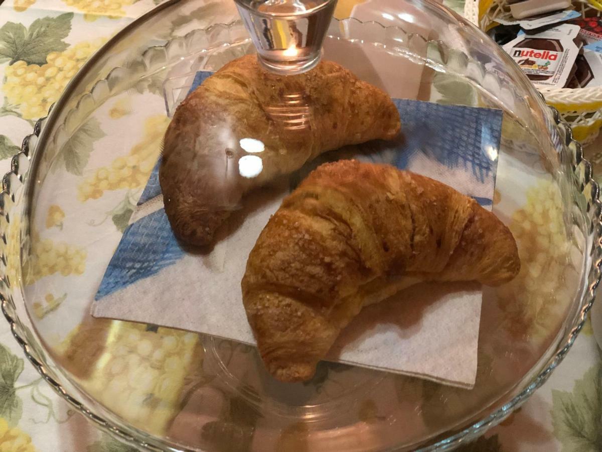 La Marina Bed & Breakfast Каляри Екстериор снимка